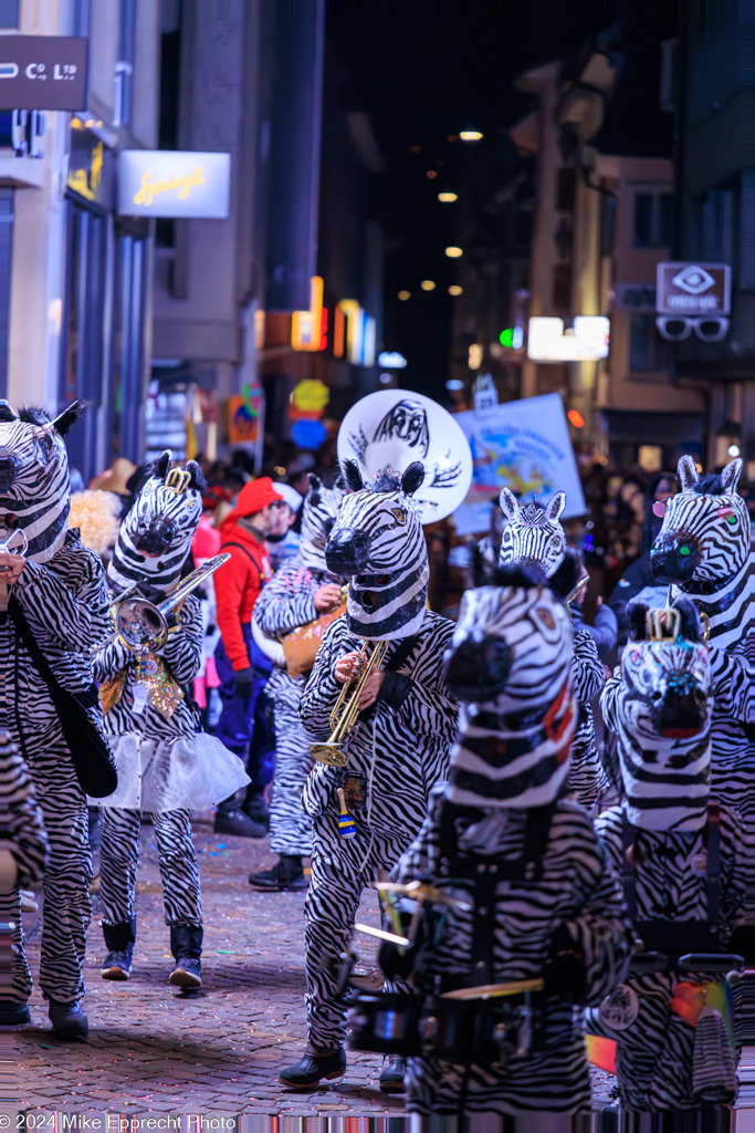 Güdis-DI; Luzerner Fasnacht 2024; Monstercorso