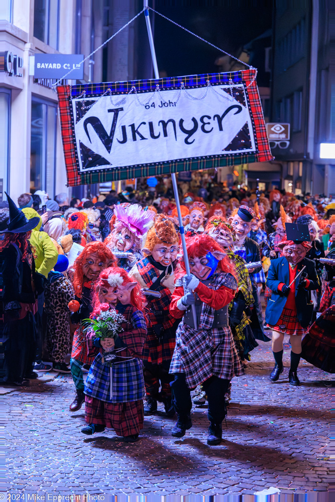 Güdis-DI; Luzerner Fasnacht 2024; Monstercorso