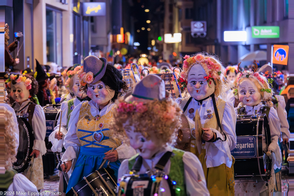 Güdis-DI; Luzerner Fasnacht 2024; Monstercorso