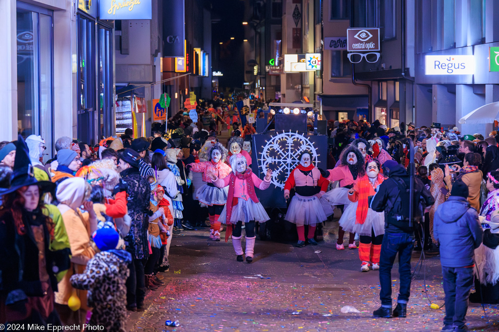 Güdis-DI; Luzerner Fasnacht 2024; Monstercorso