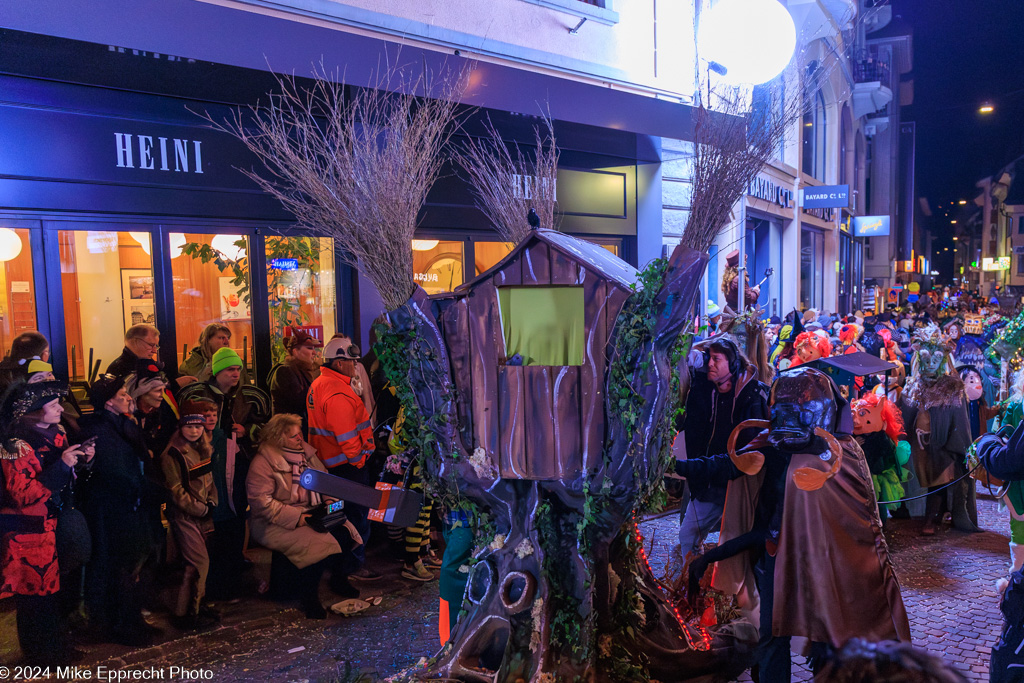 Güdis-DI; Luzerner Fasnacht 2024; Monstercorso