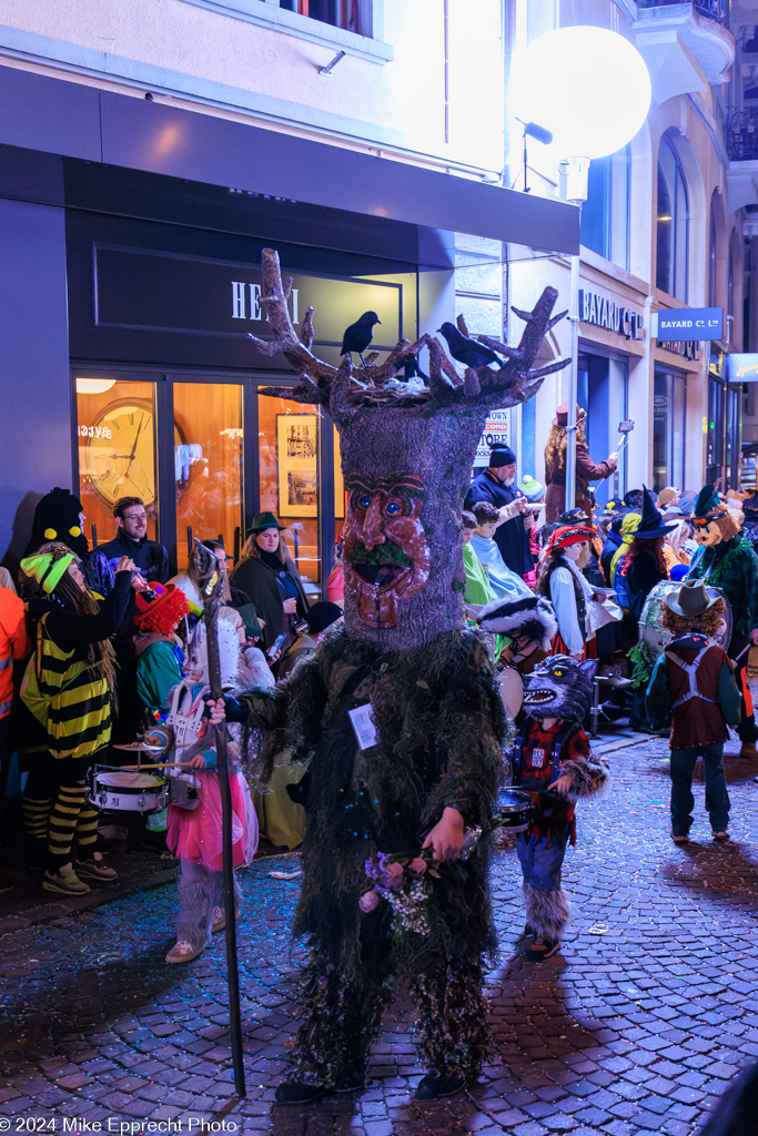 Güdis-DI; Luzerner Fasnacht 2024; Monstercorso