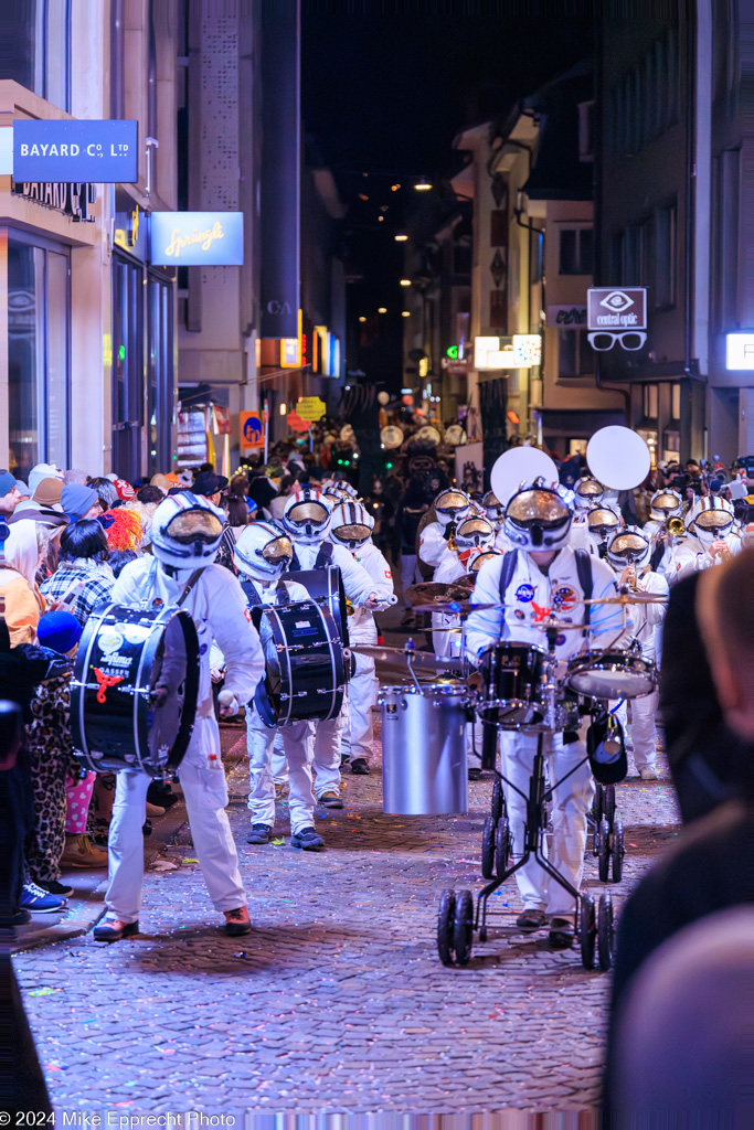 Güdis-DI; Luzerner Fasnacht 2024; Monstercorso