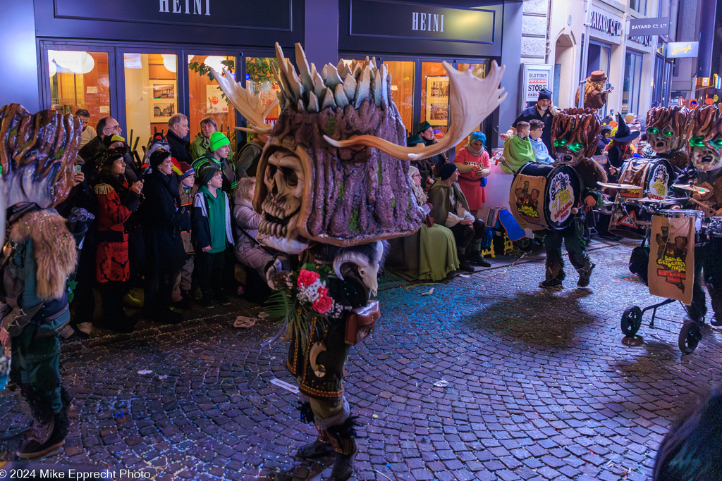 Güdis-DI; Luzerner Fasnacht 2024; Monstercorso