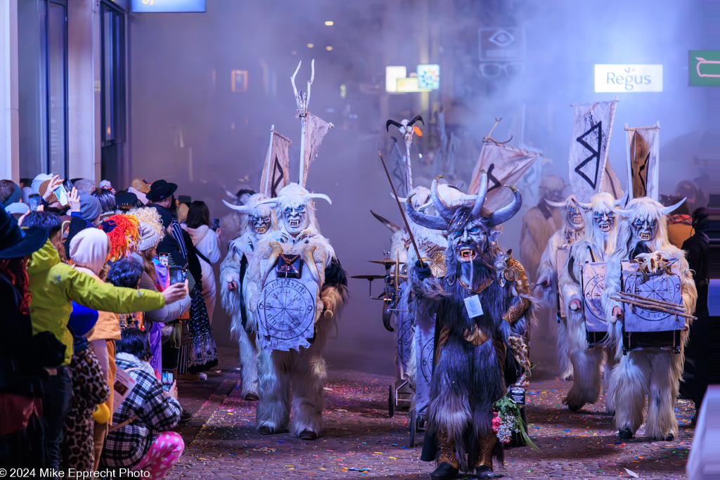 Güdis-DI; Luzerner Fasnacht 2024; Monstercorso