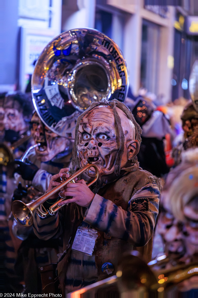 Güdis-DI; Luzerner Fasnacht 2024; Monstercorso