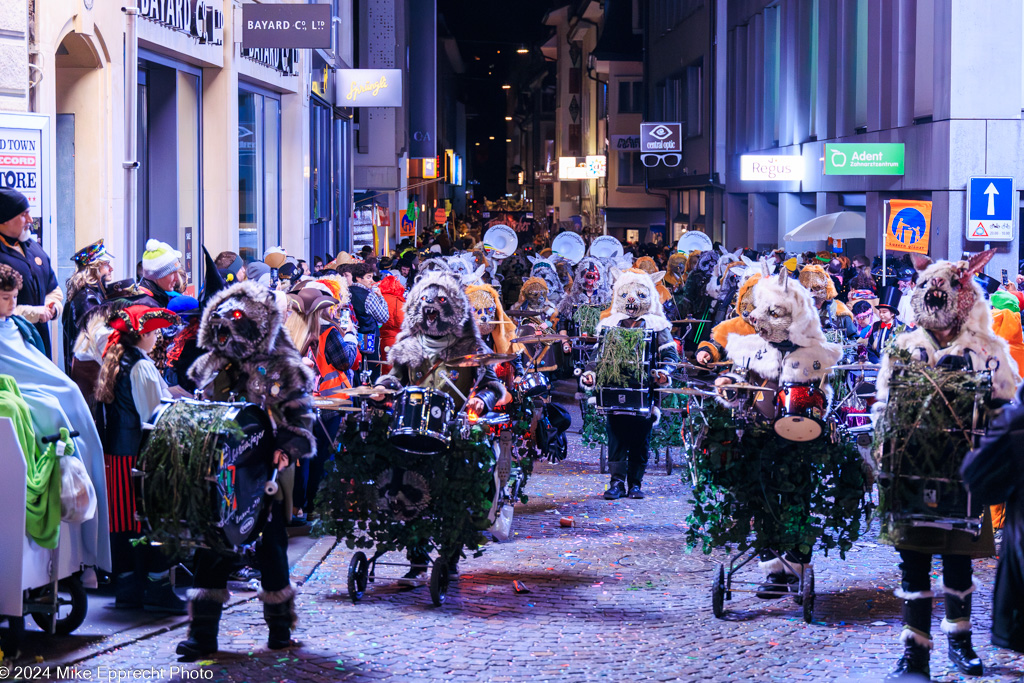 Güdis-DI; Luzerner Fasnacht 2024; Monstercorso