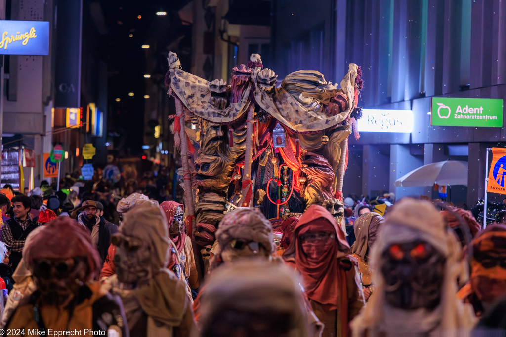 Güdis-DI; Luzerner Fasnacht 2024; Monstercorso