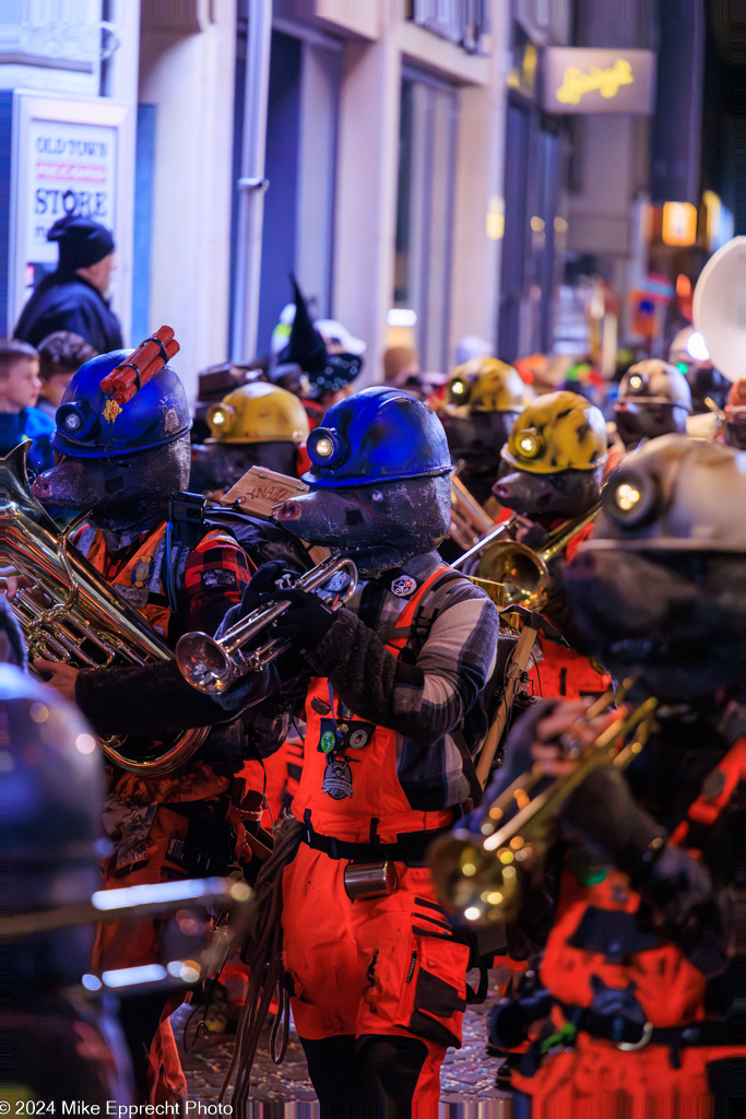 Güdis-DI; Luzerner Fasnacht 2024; Monstercorso