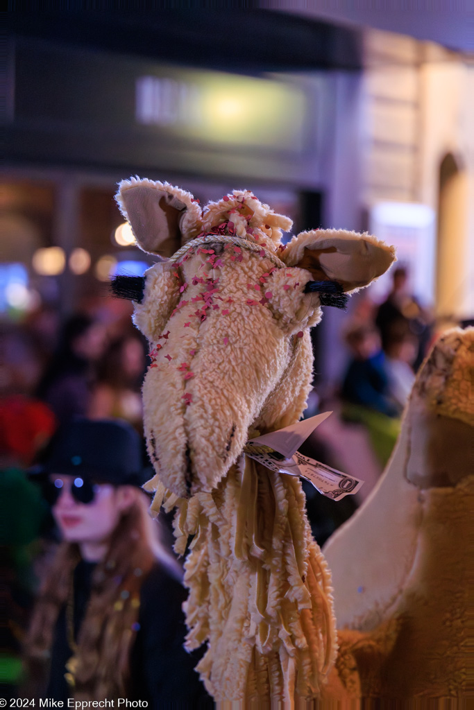 Güdis-DI; Luzerner Fasnacht 2024; Monstercorso